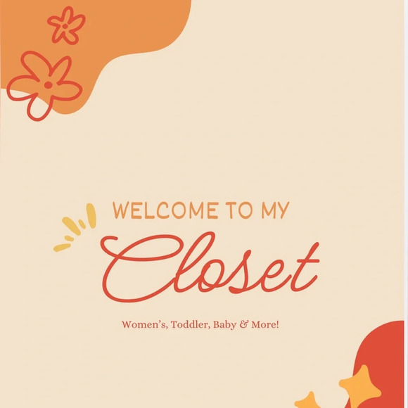 Welcome to my closet! 🌸🌸🌸🌸🌸🩷 - Picture 1 of 6